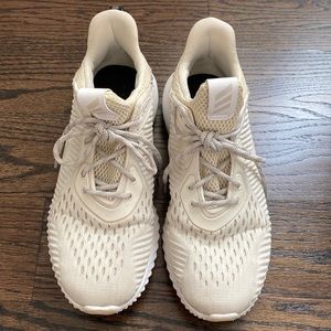 Adidas Alpha Bounce sneakers